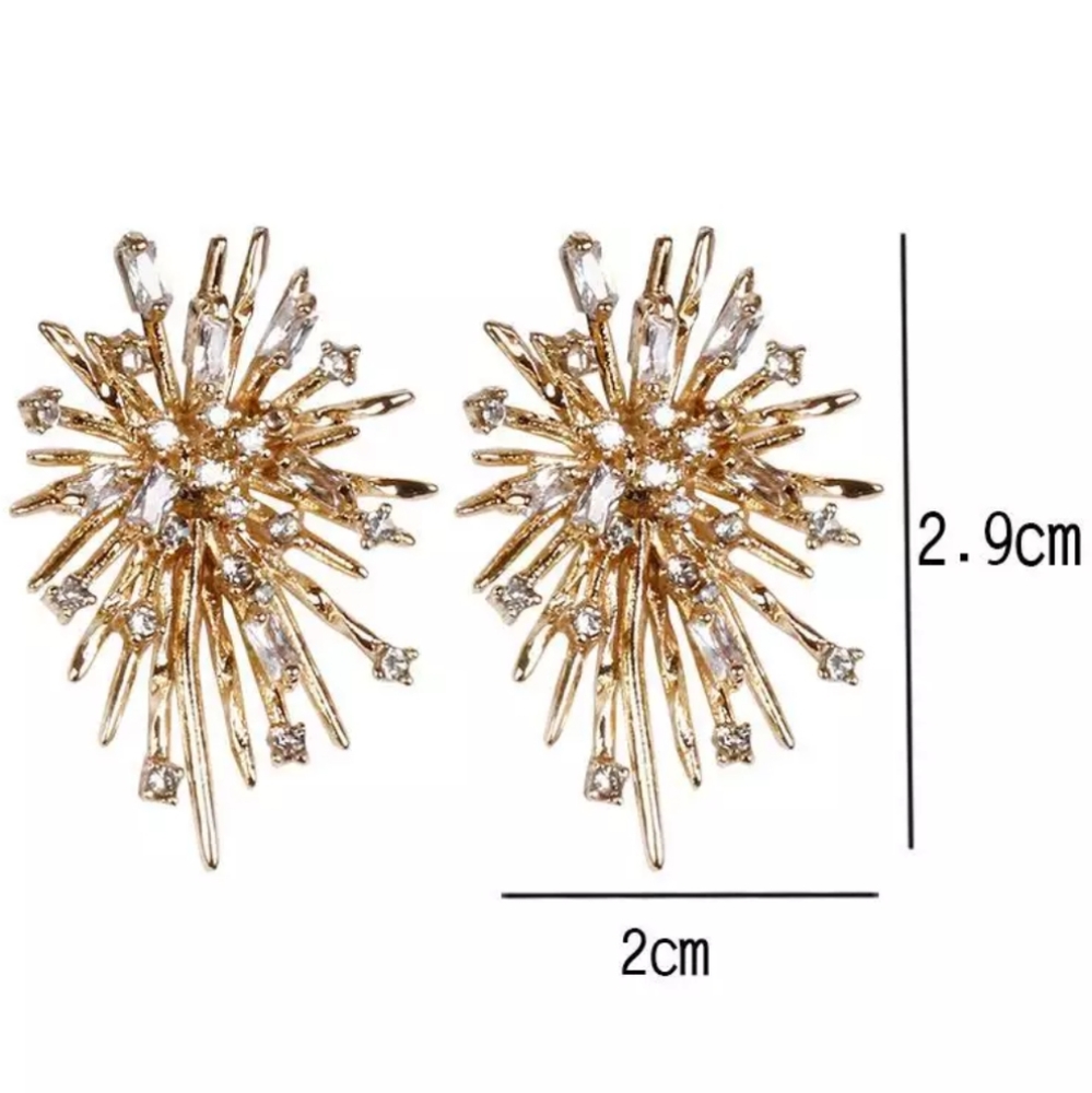 NEW 18k Yellow Gold Plated Diamond Firework Studs - Picture 8 of 8